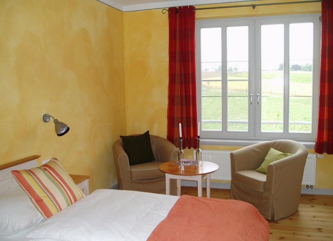 Weinhof Am Nussbaum Hotel Willanzheim Bagian luar foto
